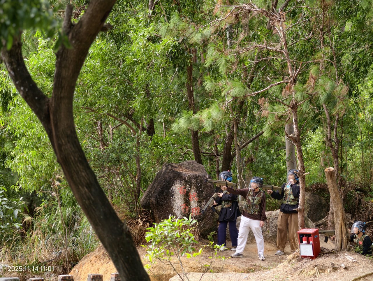 水润精英·同心共战——真人CS团建活动圆满举行